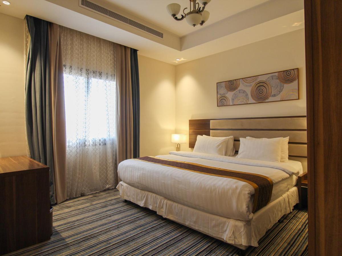 Friesian Hotel Suites Jiddah Esterno foto