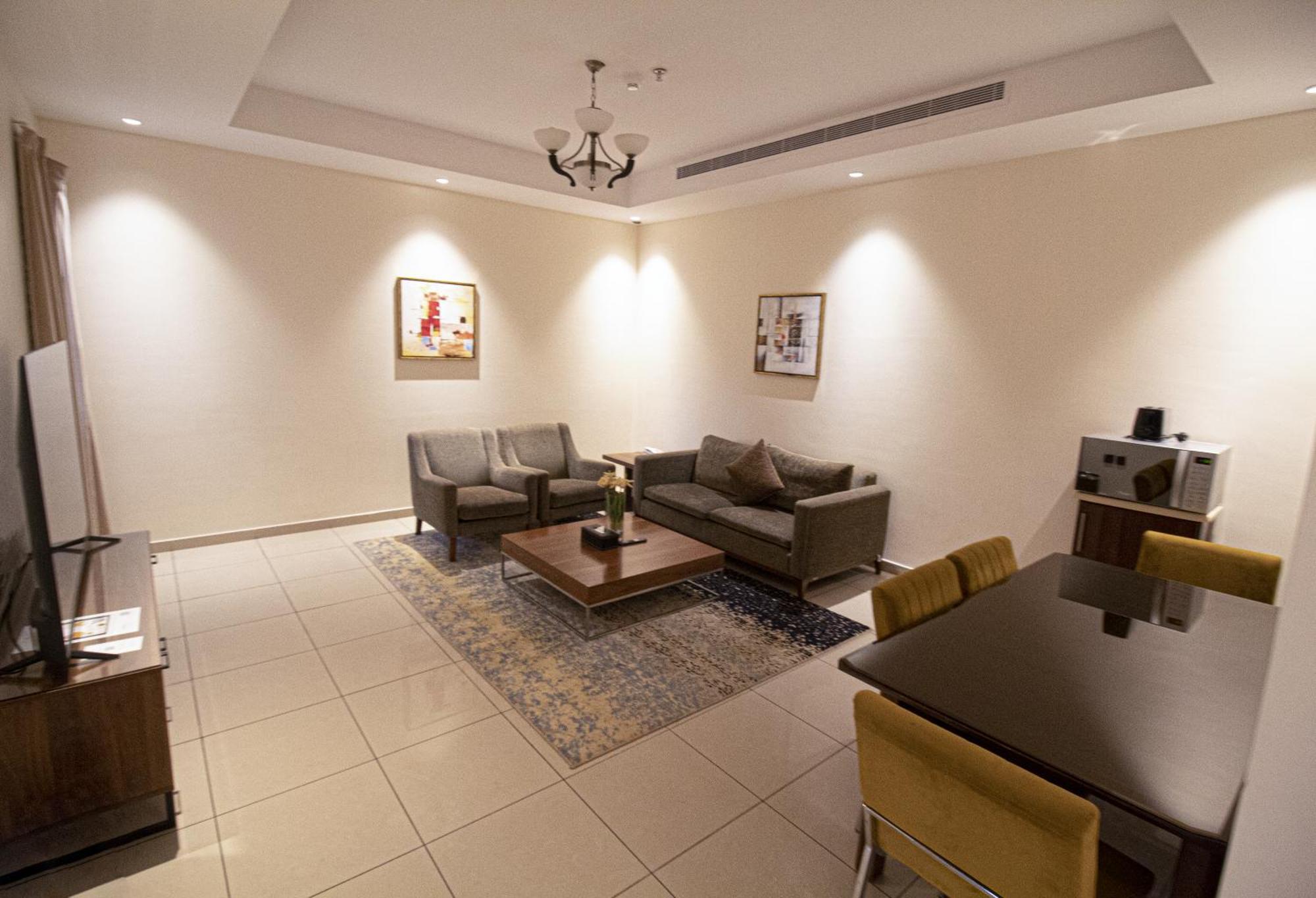 Friesian Hotel Suites Jiddah Esterno foto