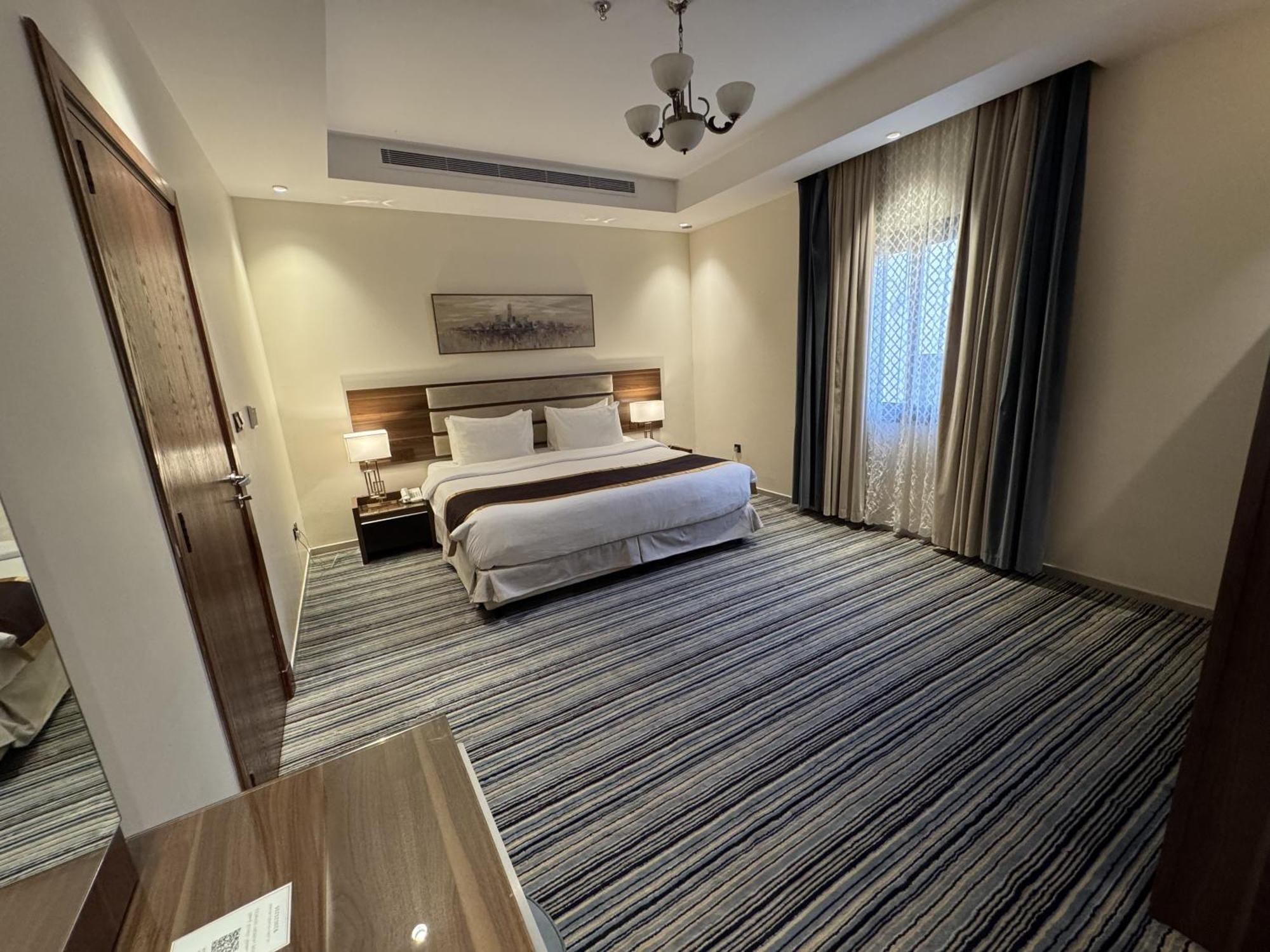 Friesian Hotel Suites Jiddah Esterno foto
